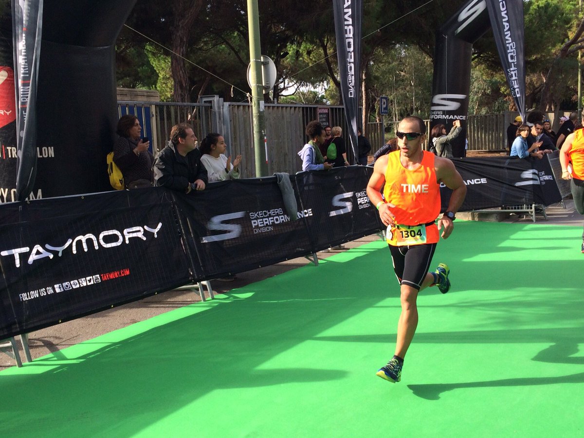 intimebcn's tweet photo. Llegar a la meta es el objetivo. Cada uno debe tener sus propias metas. #BeTheOne  @TriathlonSeries https://t.co/drgS5K8QeT