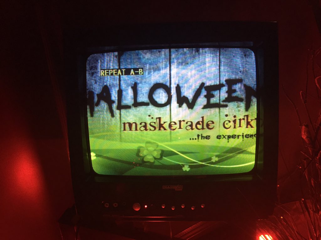 HMCX2016's tweet photo. Who's ready to be #haunted from beyond? #HMCX2016 #yeg #Halloween #StayTuned https://t.co/m1OAoV8Cae
