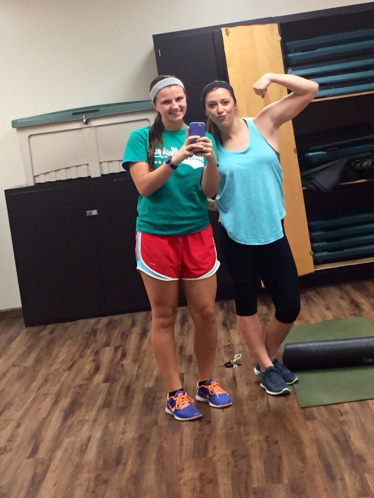 Kaylasue2222's tweet photo. Cause we're always in season #TrainLearnCompete https://t.co/GiQQcBOBH4