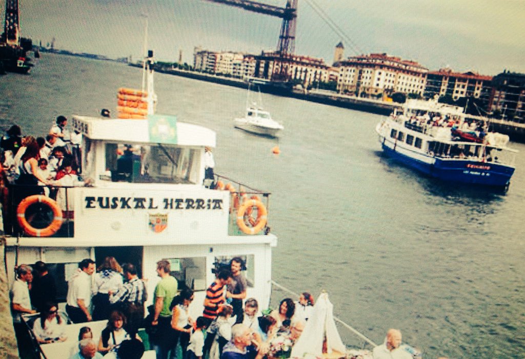 AlbertoMakusi's tweet photo. Mañana vamos a poner #Bilbao en el mapa, a lo grande y de crucero x la ría !!!! #igersmap #igersbilbao #visitbilbao https://t.co/GsPC2HQ4mF
