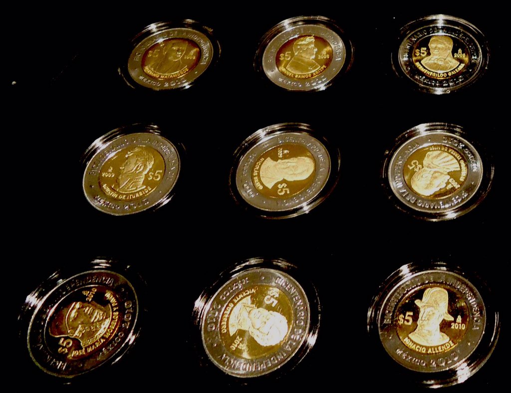 Sonumex's tweet photo. #UnDíaComoHoy de 2008 inicia la puesta en circulación de las monedas de $5 del Bicentenario|Centenario ¿las tienes? https://t.co/R4qeEPdrZD