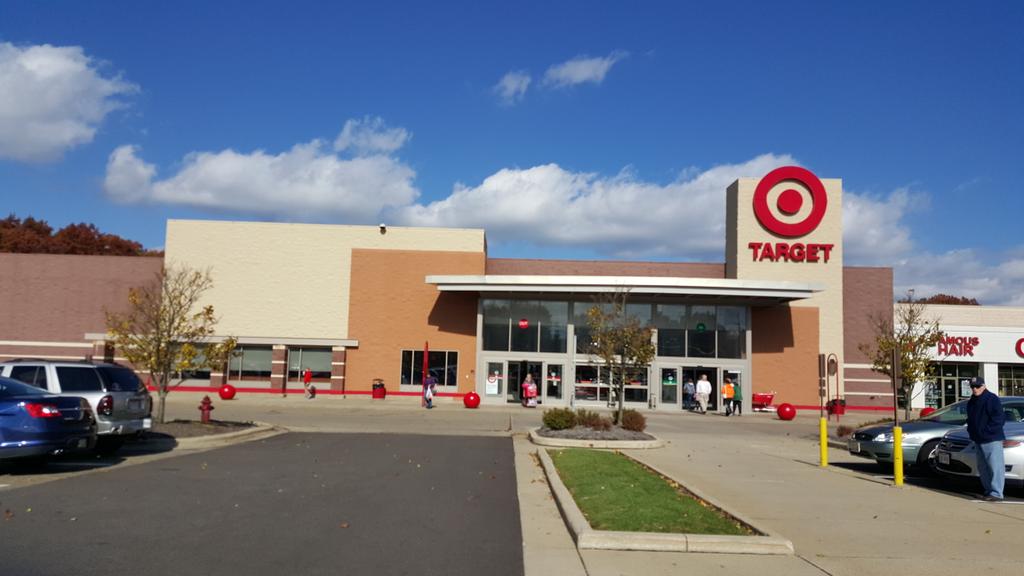 AbbyAtTarget's tweet image. Even when I'm not at work I'm h🎯me ♡