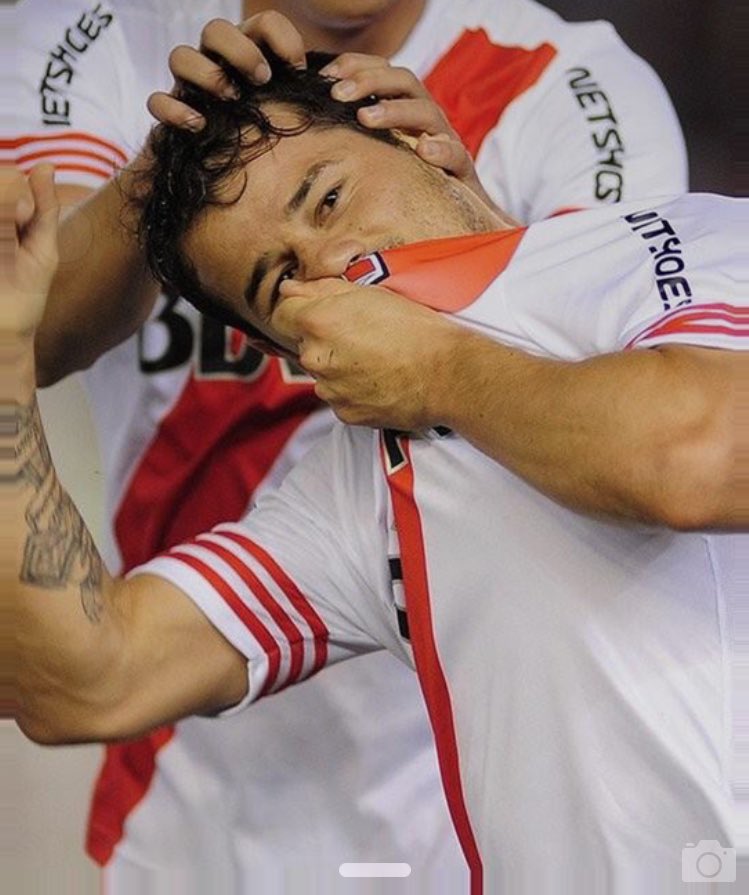 Un feliz cumpleaños a un crack!! No te vayas nunca <a href="/romorita11/">Rodrigo Mora</a>