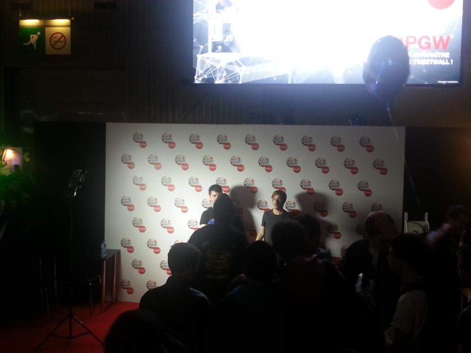 crespinos's tweet photo. Top cool le social corner #PGW , merci #YouTube et ses artistes.... https://t.co/QGtWSLor5l