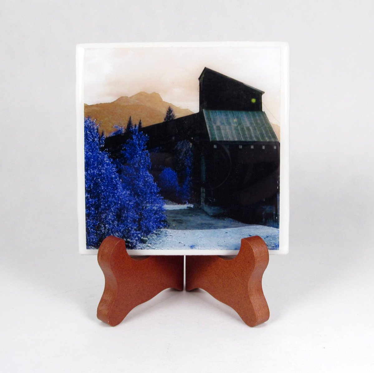 dovesclosetinc's tweet photo. Handmade Photo Coaster Locawanna Mill Brown 0036C https://t.co/2hnuC01ZV1 #Etsy #HandcraftedCoaster https://t.co/SoZeCx9g3i