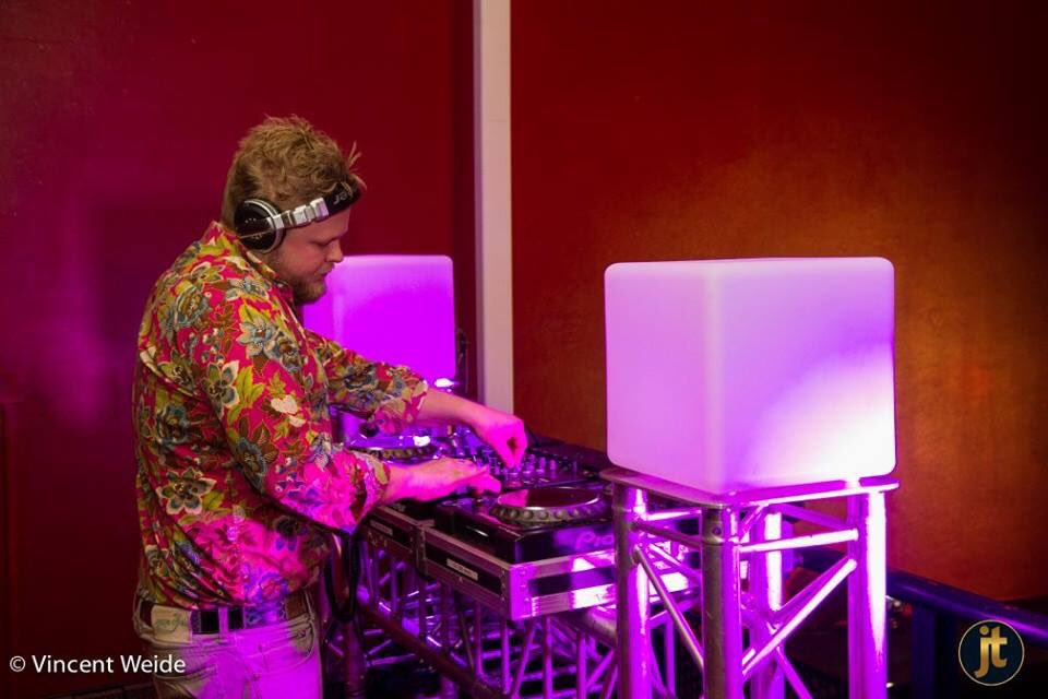 #PremiereSpectre #JamesBond #deep #licht #geluid @JTSteenwijk <a href="/mr_RixX/">Richard Lok</a> <a href="/willem_mulder/">Willem Mulder</a> <a href="/EdmonV/">Edmon Vrielink</a> <a href="/PatrickHagewoud/">Patrick Hagewoud</a>