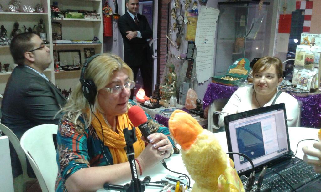 Quepechadetarde's tweet photo. Empezamos especial #Halloween en el Templo de las Hadas #RincondelaVictoria #quepechadetarde 95.8fm #miedo https://t.co/IYRpMMT2DB
