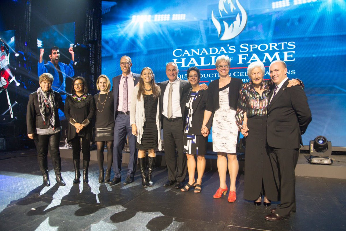 CanadianTire's tweet photo. Tune in tonight to see the @CANSportsHall #Induction2015! On @Sportsnet One 7PM EST https://t.co/pU4rfirZy3