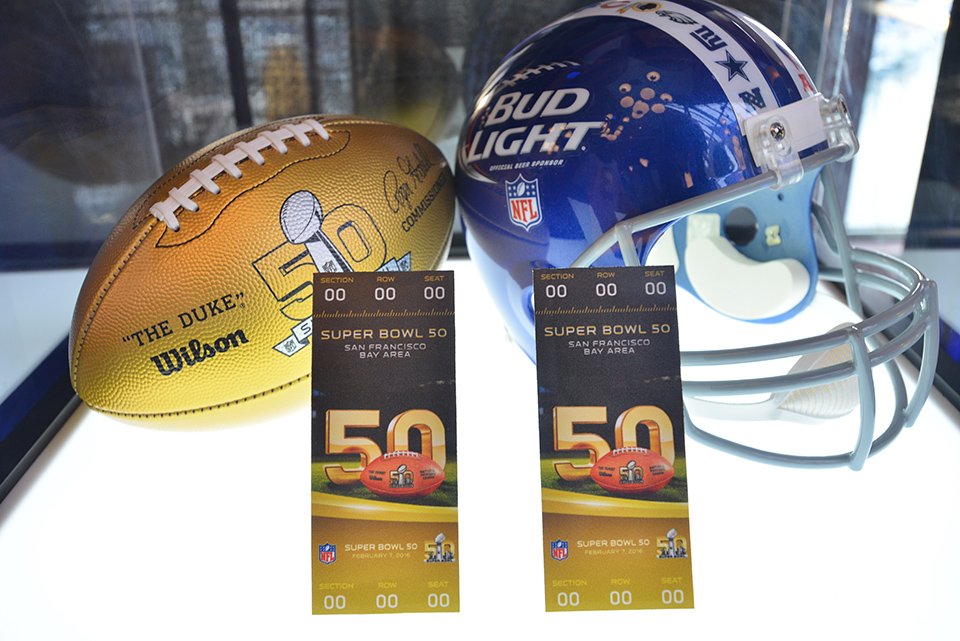 Brianna Soper (@briannasoper9) on Twitter photo Come out & watch <a href="/MiamiDolphins/">Miami Dolphins</a> vs <a href="/Patriots/">New England Patriots</a> tonight <a href="/HFXSports/">HFXSports</a> and have a chance to win some #NFLCanada prizes! #Ad Come out & watch <a href="/MiamiDolphins/">Miami Dolphins</a> vs <a href="/Patriots/">New England Patriots</a> tonight <a href="/HFXSports/">HFXSports</a> and have a chance to win some #NFLCanada prizes! #Ad