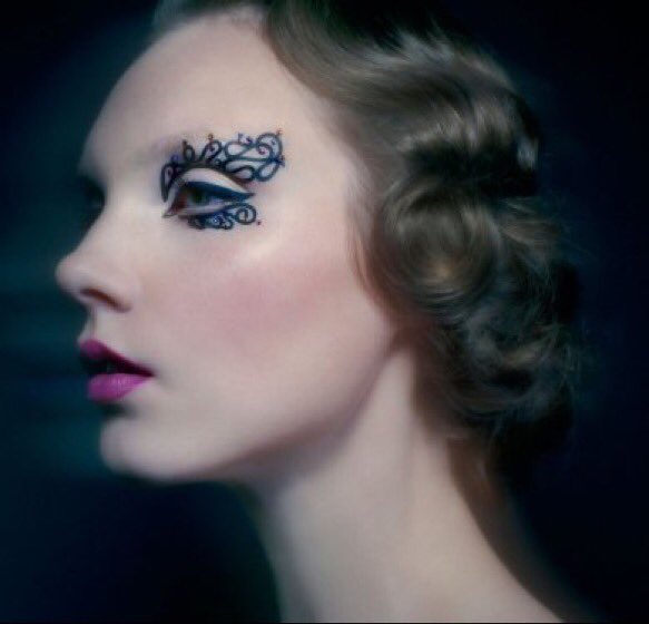 Finally, an excuse to wear lashings of eye make-up. Tricks and treats this way: fal.cn/Bea8 #Halloween