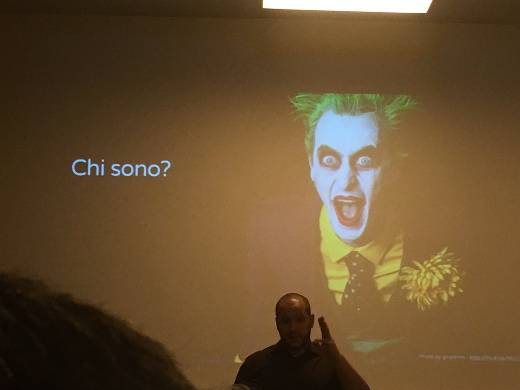 LaunchmetricsIT's tweet photo. E ora... Chi sono gli influencer? @pierotaglia #aPRitivo https://t.co/VuuI50P9jl