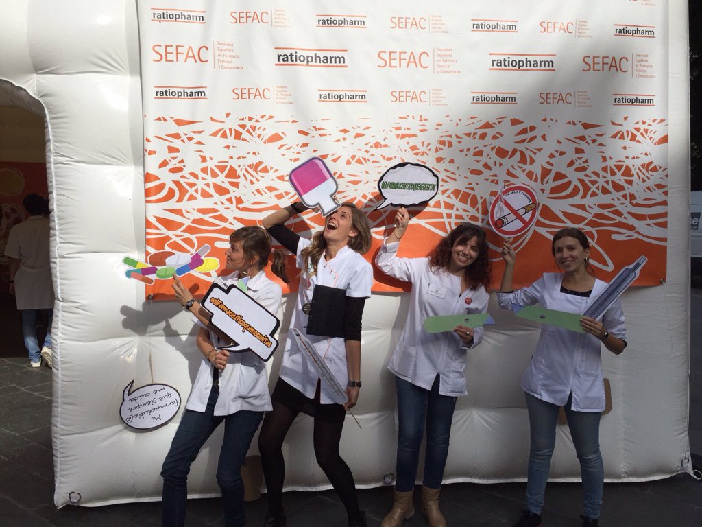 merscusi80's tweet photo. #carpasSefac #elfarmaceuticoquenecesitas @clara_frau @rosallull https://t.co/4Xsnar6mR6