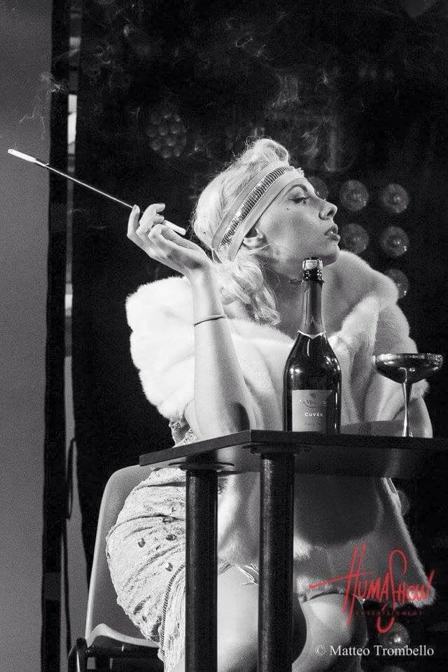 Ilary_BonBon's tweet photo. NEW Act "Prohibition époque " Bon Bon Cherry live show!costume by Catia Mancini #burlesque #show #bglare https://t.co/rs9Y5ysrCL