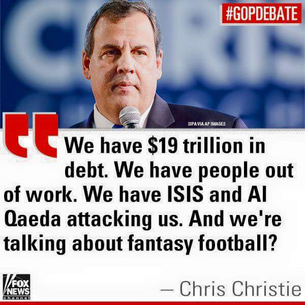 freedomondeck's tweet photo. John Harwood and Becky Quick should be ashamed! #GOPBoulder #CNBCGOPDebate #GOPDebate #Shatterproof https://t.co/jNC6mmTqjt