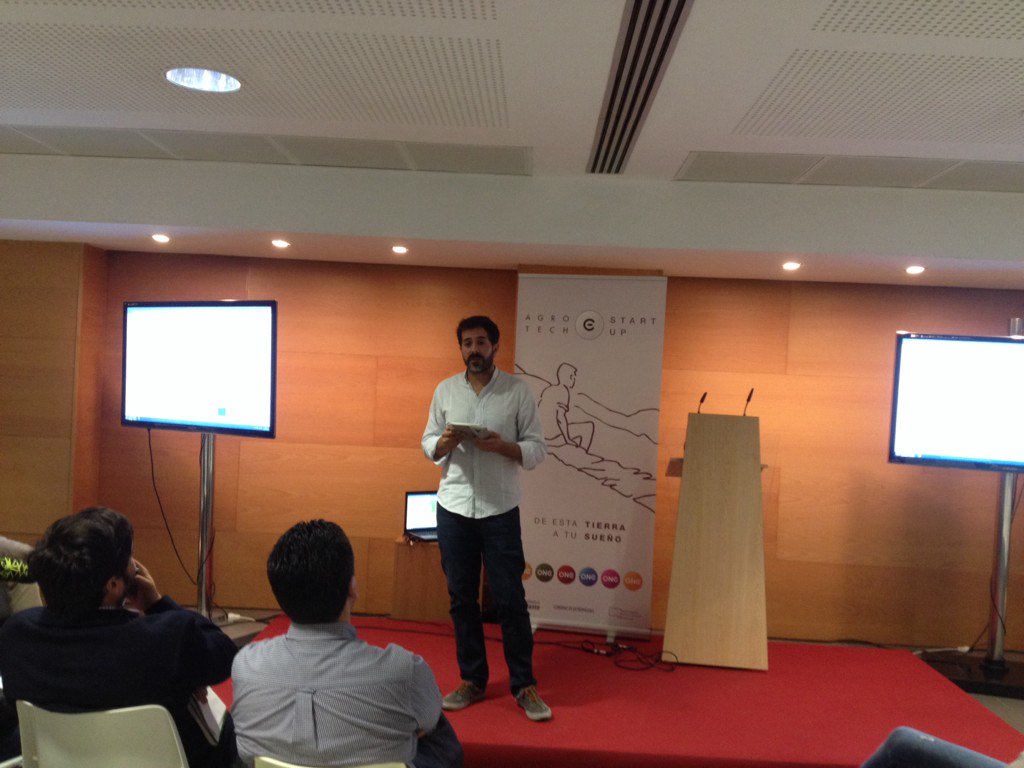 OpenFuture_Ext's tweet photo. Turno de @campotec_es #tecnologiaagro @AgrotechStartUp @e_avante https://t.co/dINPm3gzMU