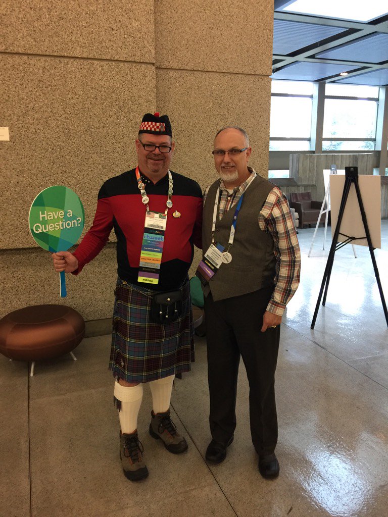 GarethSwan's tweet image. My buddy @BuckWoodyMSFT !!! #SQLKilt