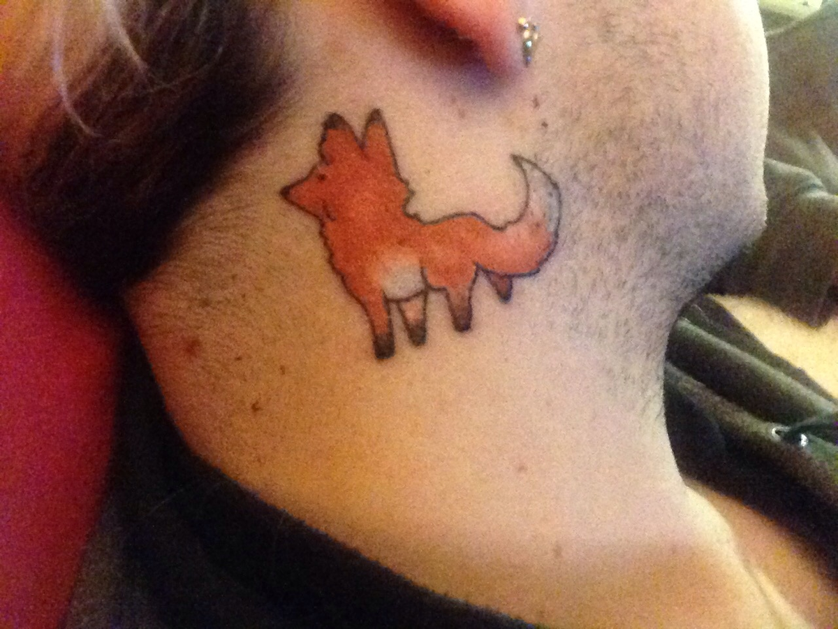pifafu's tweet photo. a fan got my fox tattooed :O @makeafox https://t.co/fhlVjKnLFc