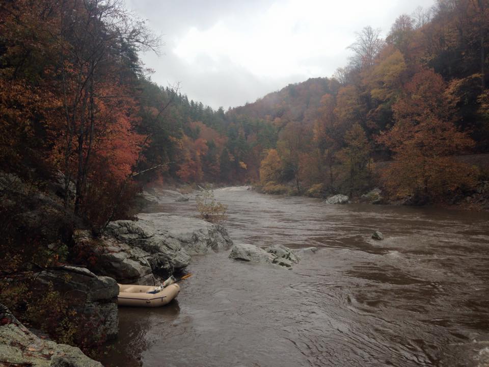 treyknight003's tweet photo. Great day in the Nolichucky Gorge, I always forget how scenic a run this one is. #C4Waterman #IR #IRdry #astral https://t.co/SYiO7PRpCK