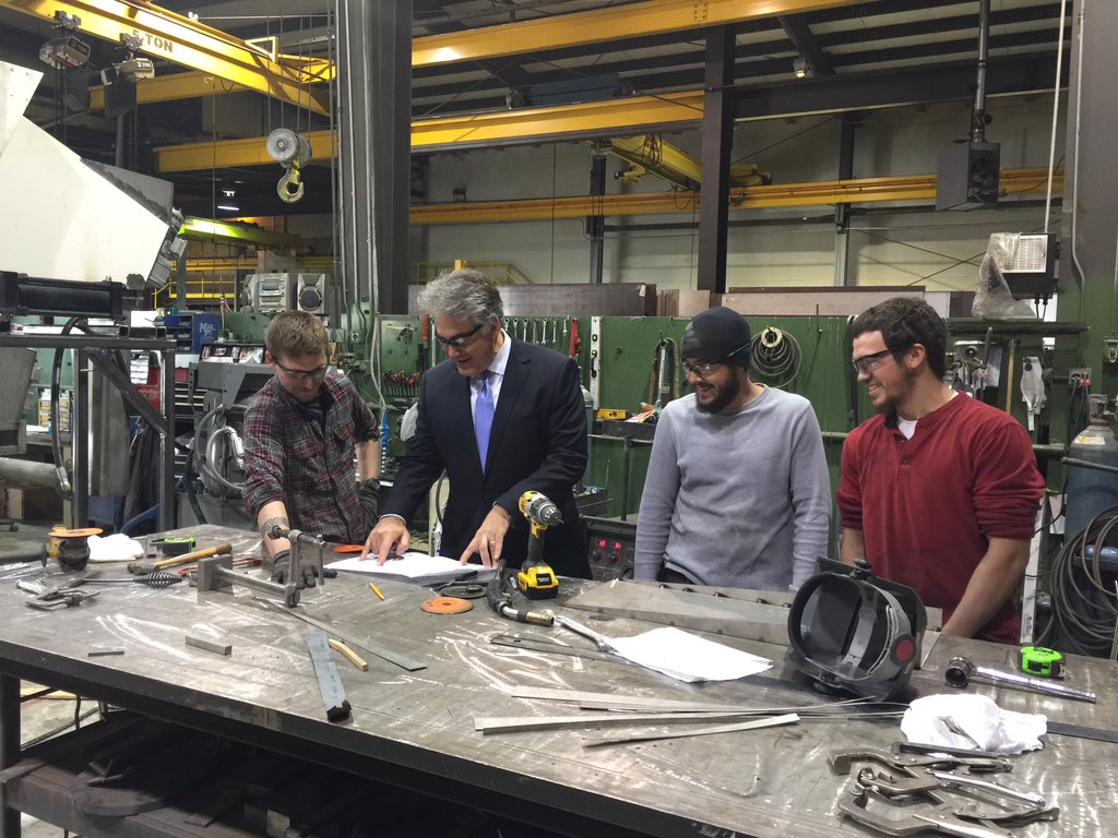 maryamwasmund's tweet image. @StirpeAl thanks for stopping by to see how we make stuff in Manlius #Filtertech #cnyworks!