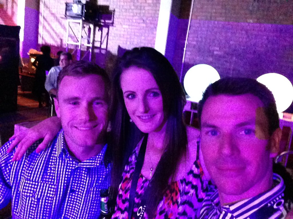 Chilling at the <a href="/oakley/">Oakley</a> summer launch with these two legends <a href="/nickport/">nick porteous</a> <a href="/mattieMTB/">matthew sherratt</a> #OneObession #LiveYours