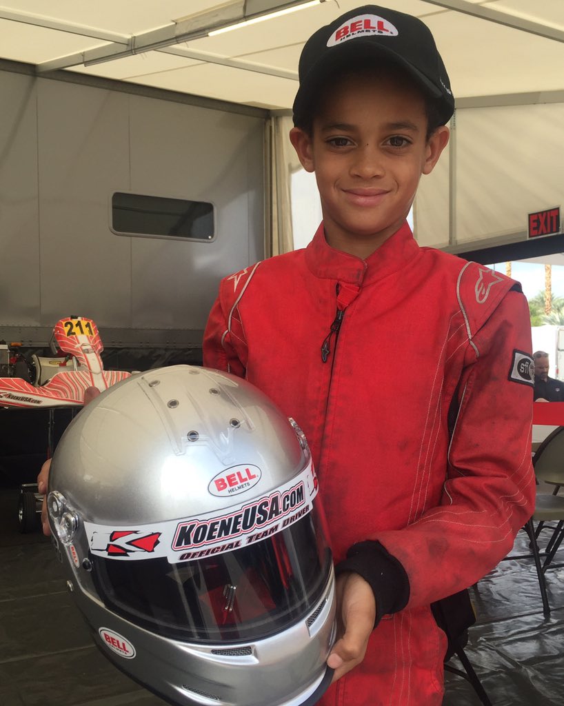 UgoUgochukwu2's tweet photo. I became #BELLHELMETS #FactoryDriver πππ #GreatDay https://t.co/8YsnKcwzPp