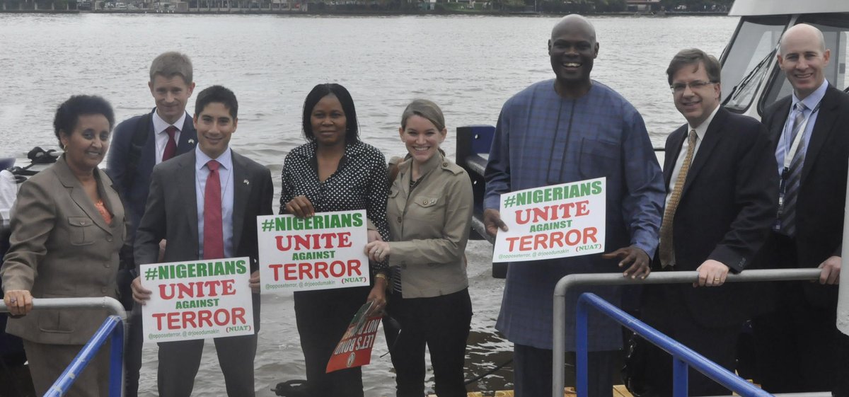 DrJoeOdumakin's tweet photo. #HumanRightsSituation. The U.S stand with Nigeria in d fight to end terror. #TerrorAnywhereisTerrorEverywhere #NUAT https://t.co/dpo46URkM7