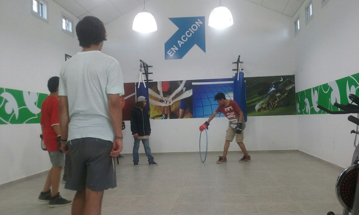 Cepla250's tweet photo. Hoy en #Cepla250 nos ponemos en movimiento!! Más tarde: Formación Laboral, Cine y Karate! @PrensaRoca @SEDRONAR https://t.co/fynFqE6ewM