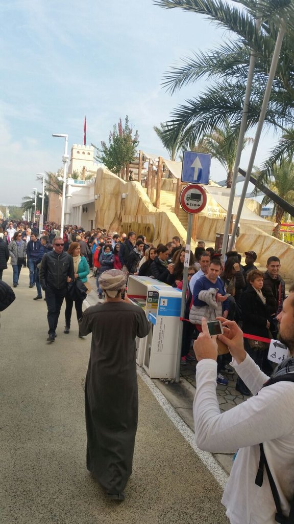 OmanExpo2015's tweet photo. #omanpavilion at #Expo2015 #Milano proudly  recieved the visitor number 5 millions  #today  
#oman #Italy https://t.co/CjYsM60lC5