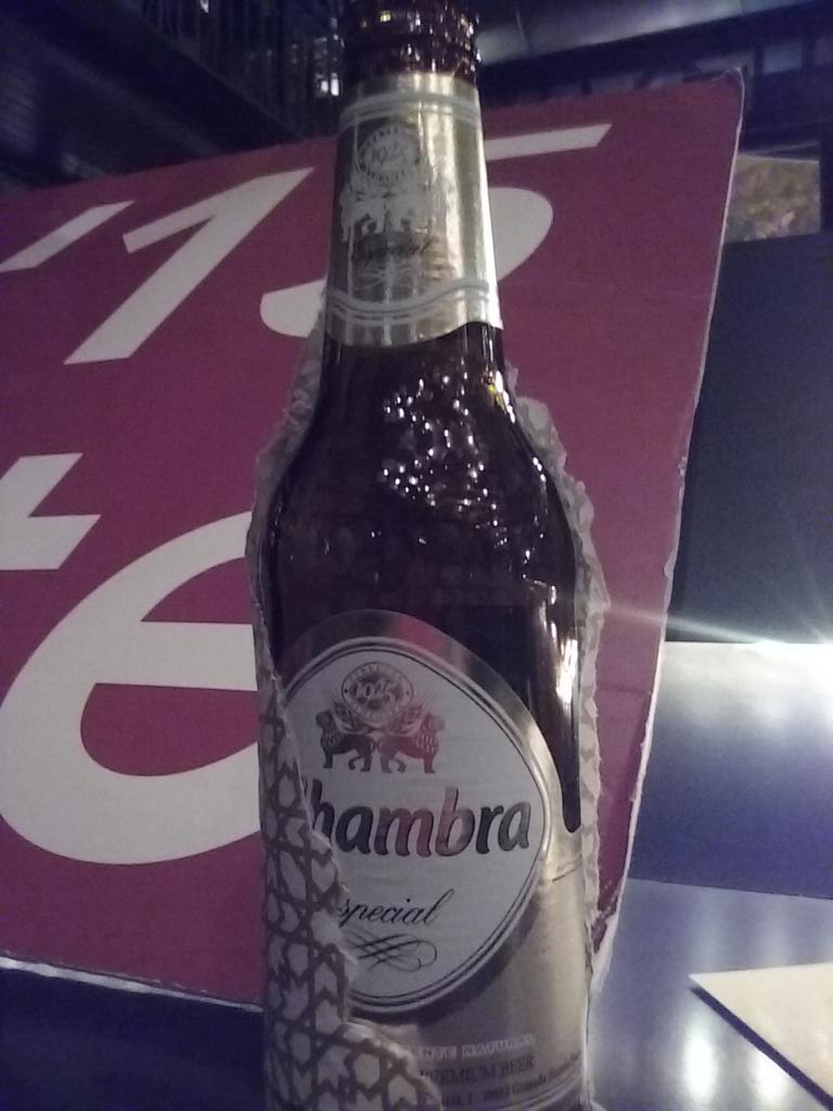 Ya sabemos lo que se esconde #DetrásDeLaCelosía. En #YelpValencia lo estamos saboreando. #MolaserÉlite