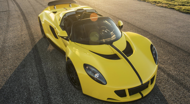 BBC_TopGear's tweet photo. Hennessey has built a 1451bhp Venom GT and EVERYBODY QUICK RUN FOR THE HILLS https://t.co/q4tD7ocmZc https://t.co/HhZ5NhwGeY