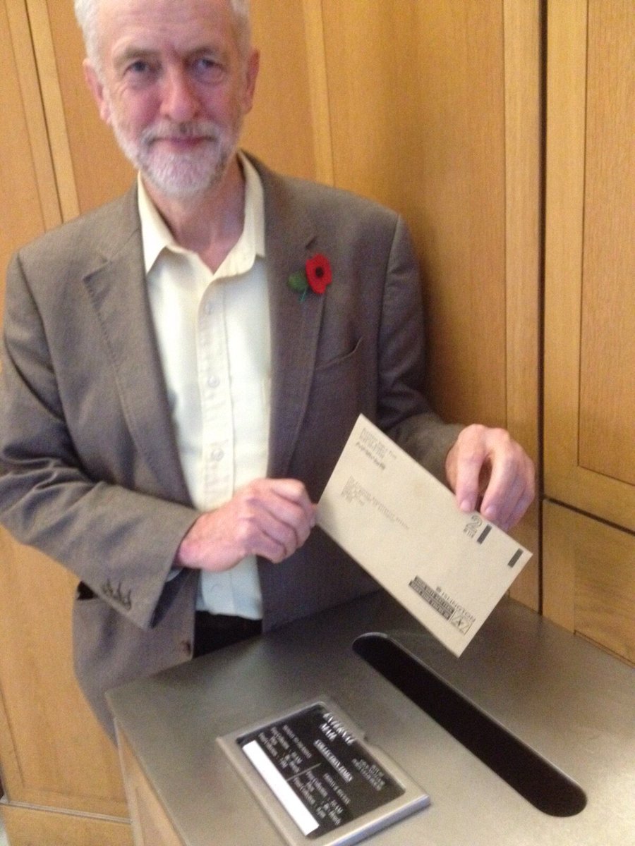jeremycorbyn's tweet photo. I registered to vote yesterday. You can do it in a few minutes online: https://t.co/qXdulxPFk2 #MissingMillion https://t.co/Pq2lnmG133