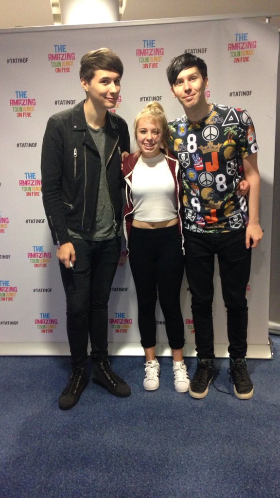 howellisobel's tweet photo. Best day of my life thank you @danisnotonfire @AmazingPhil  ❤️❤️❤️❤️❤️❤️❤️❤️❤️❤️❤️❤️ https://t.co/Jwe5CBZC3u
