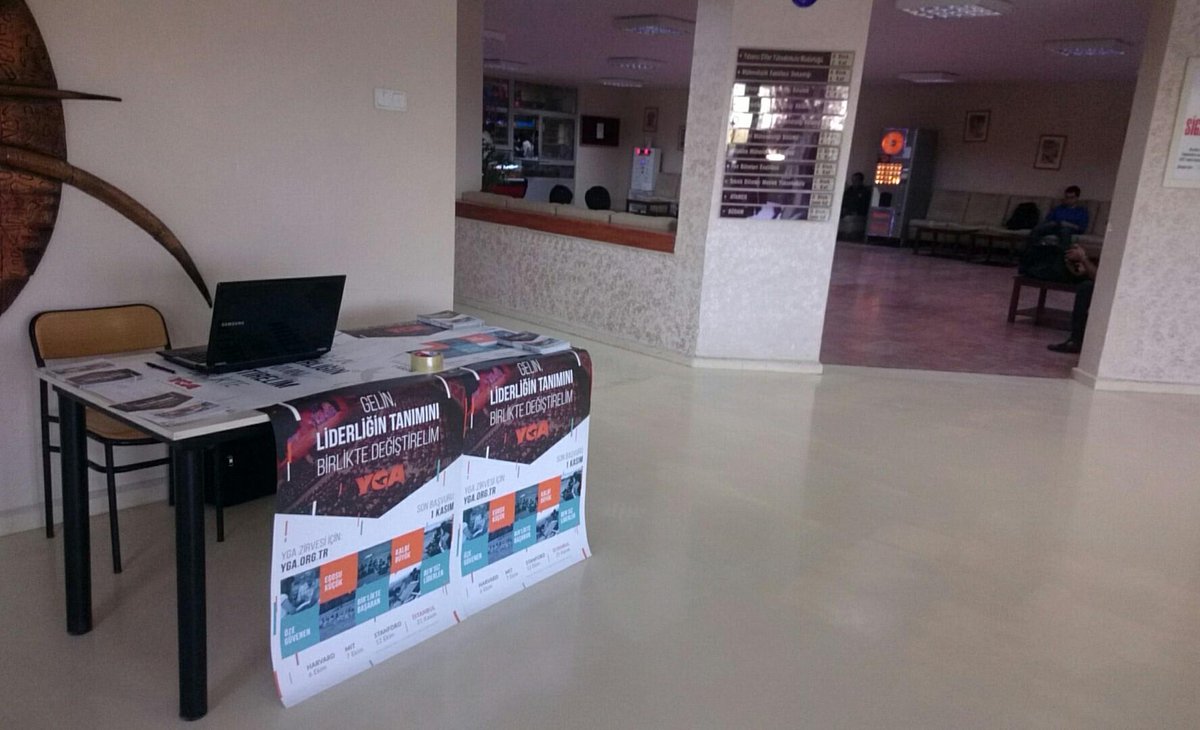 BaskentIEEE's tweet photo. Başkent Üniversitesi, YGA'ya son başvuru 3 KASIM! Zirve'ye sen de seçilebilirsin👋 #2sınıflarYGAZirvesinde @YGAorgtr https://t.co/zpHmMso2dI