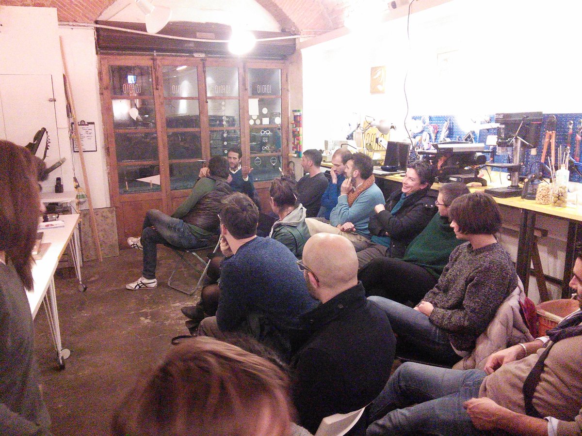 LOFOIO's tweet photo. È il turno di #campucc10 al #coworkingOFF @EspressoCowo https://t.co/nEzbZCxoyi