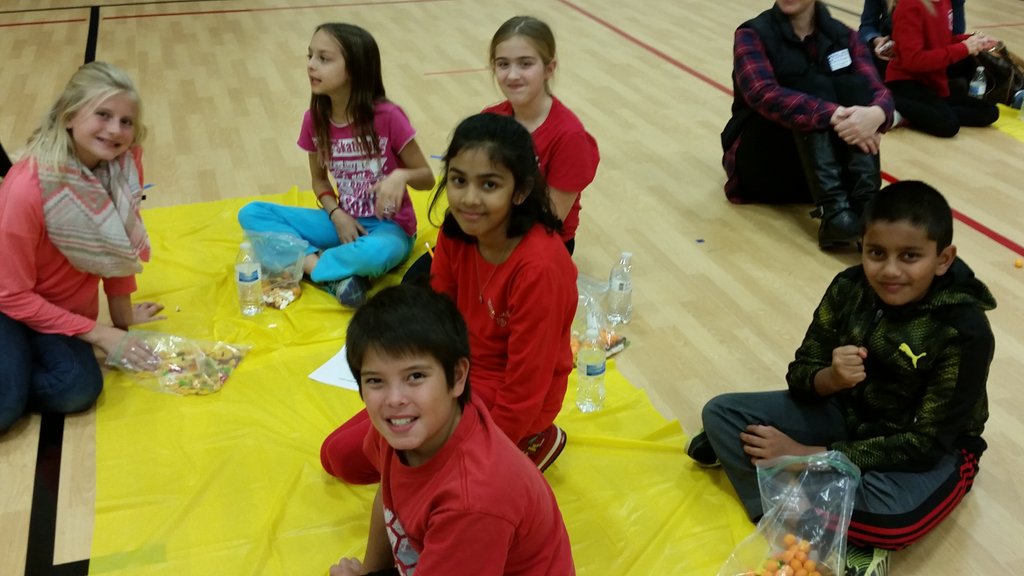 JauchsClass's tweet photo. 5th grade fall celebration, trivia! https://t.co/nIxM4JEw2U