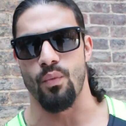 LeeshaNDessy's tweet photo. #RomanReigns #RomanEmp #ShowSum #madluv #2our #Nmbr1Contendr4 #WHWCTitl @WWERomanReigns @Roman_567 @Dean_Ambrose82 https://t.co/rCxYcWFq5c
