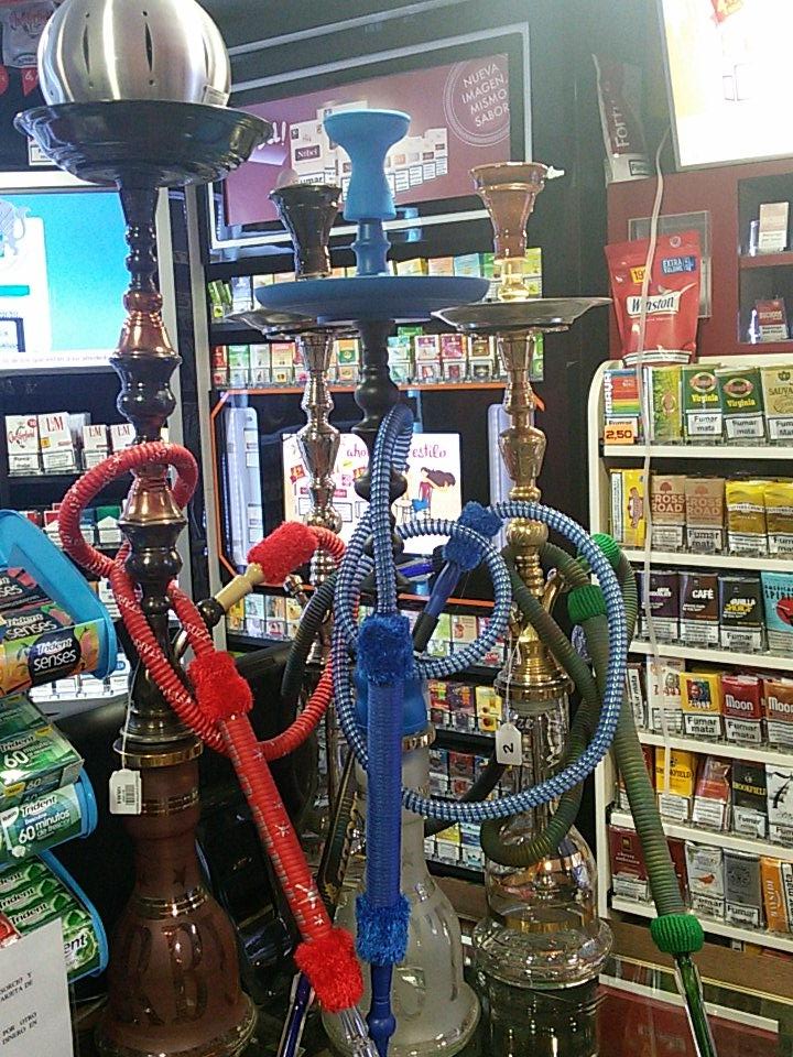 estancoNervion's tweet photo. TENEMOS CACHIMBAS DE TODOS TIPOS, TAMAÑOS Y PRECIOS! VEN A POR LA TUYA 👉👉👉👏👏 https://t.co/y8Bty92YsE