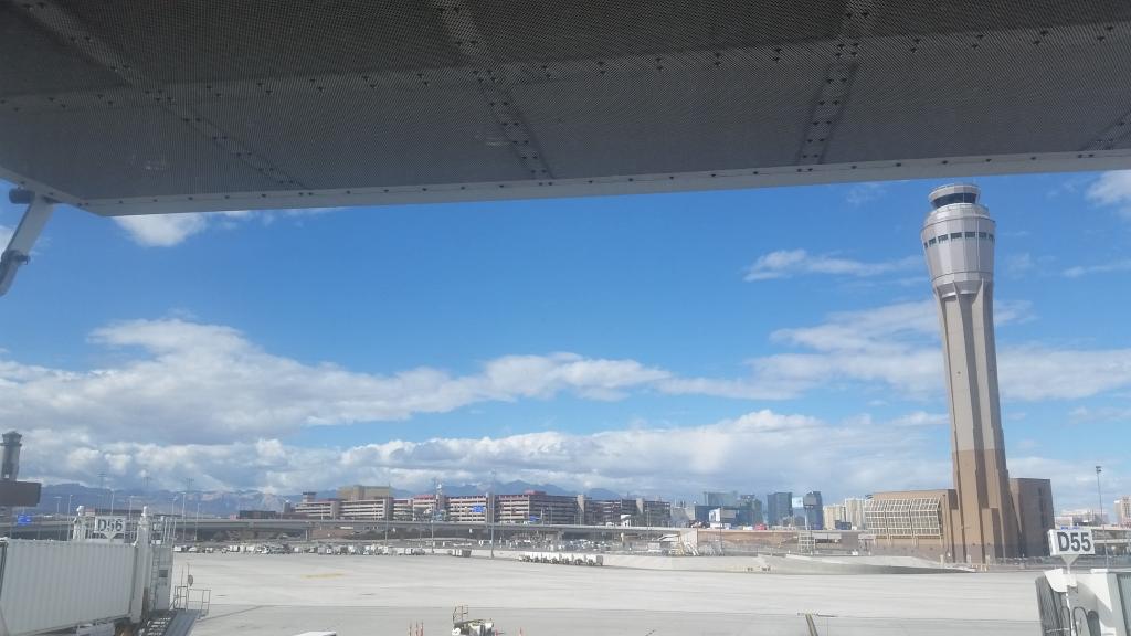JustinAdams159's tweet image. Bye Vegas.  Thanks to @veeam for a killer conference.  #VeeamON