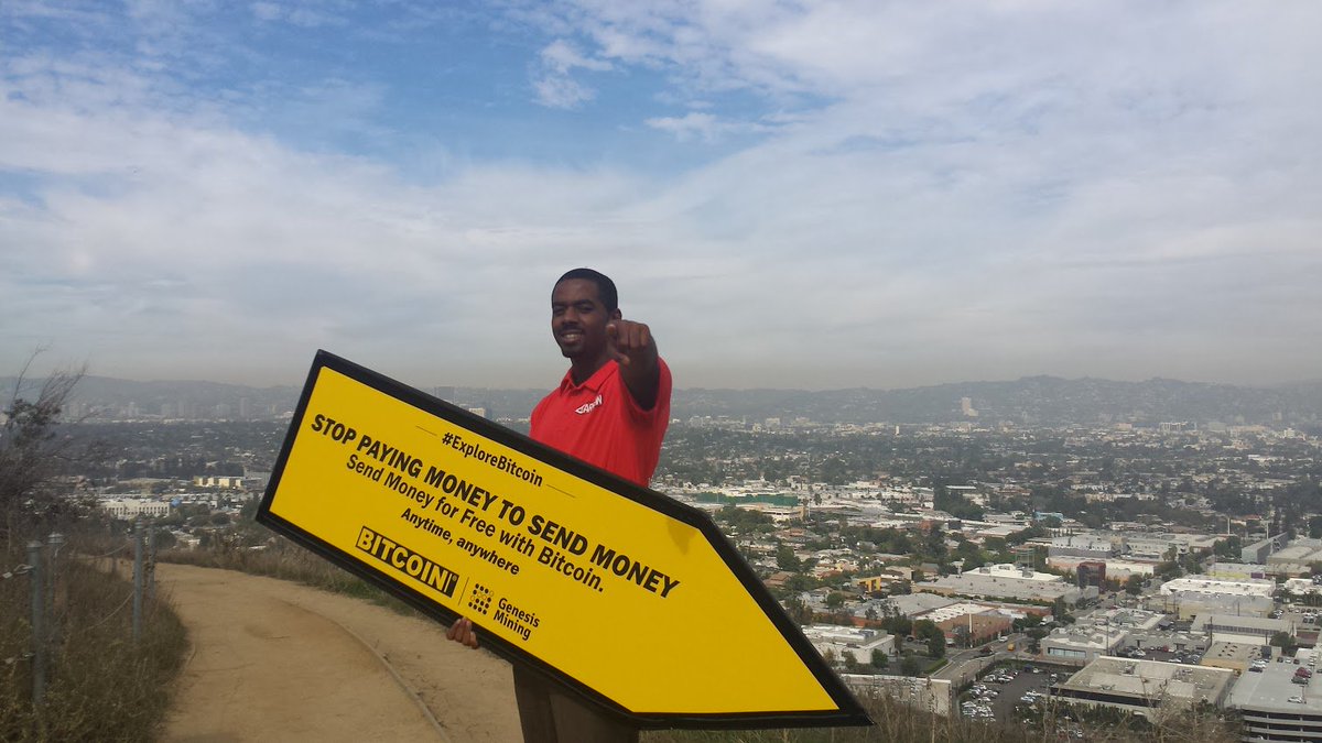 Marco_Streng's tweet photo. THIS GUY wants you to try Bitcoin : ) #ExploreBitcoin #LosAngeles #Bitcoin https://t.co/ejaIuo3jvl