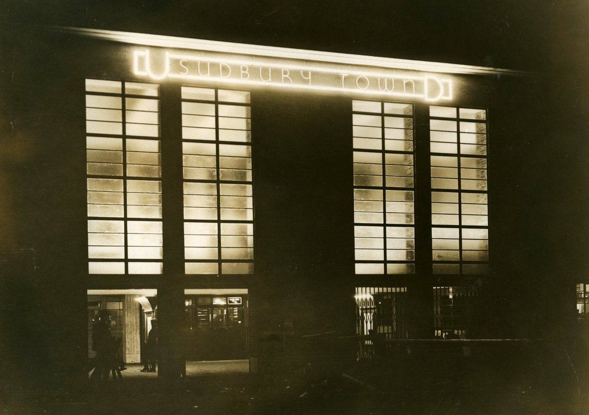 CreativeReview's tweet photo. Night Shift at the @LTMuseum tells the story of London's emergence into light following WWI https://t.co/SSa42StLnZ https://t.co/q2jhK3uN8z