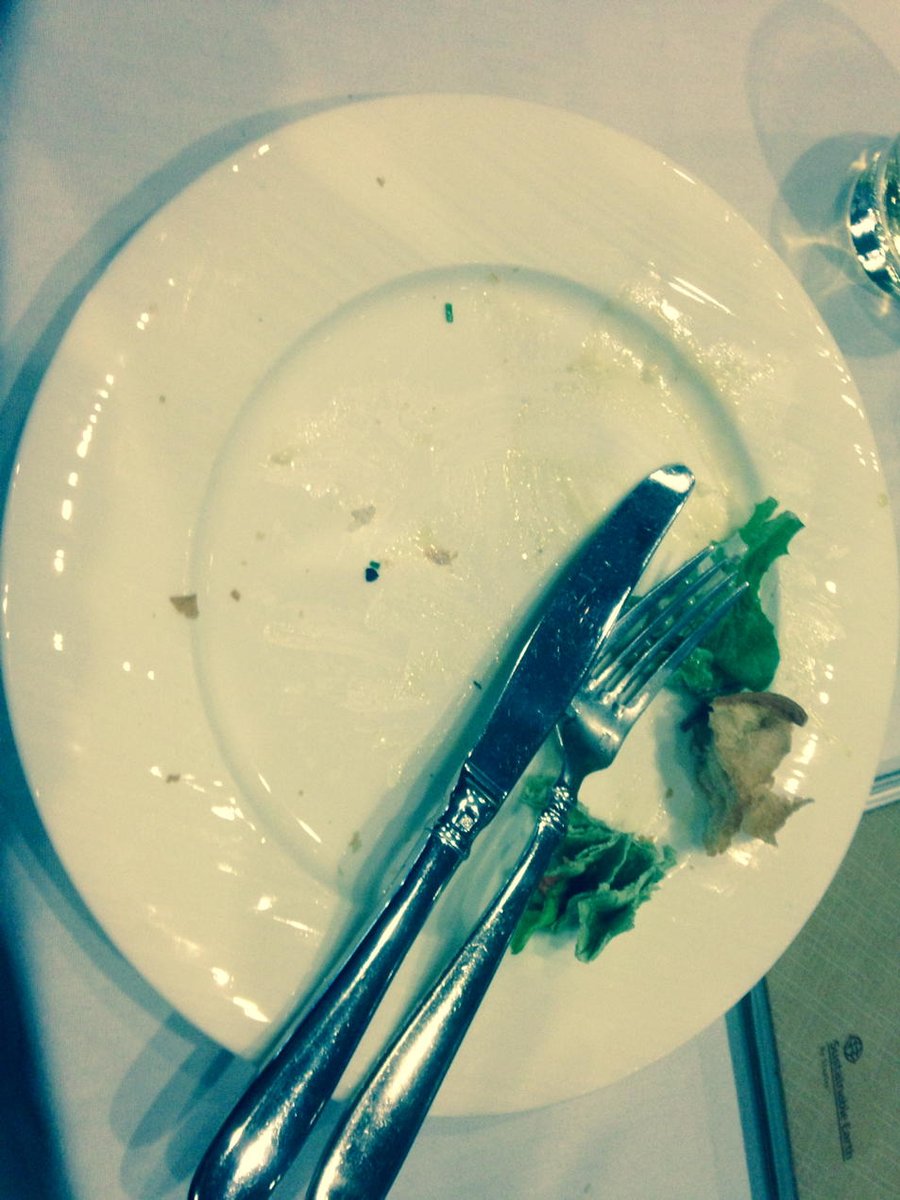 MeJaneMac's tweet photo. Proof that I didn't waste food #zwc2015 #cleanedmyplate https://t.co/fTm3GHoZ5P