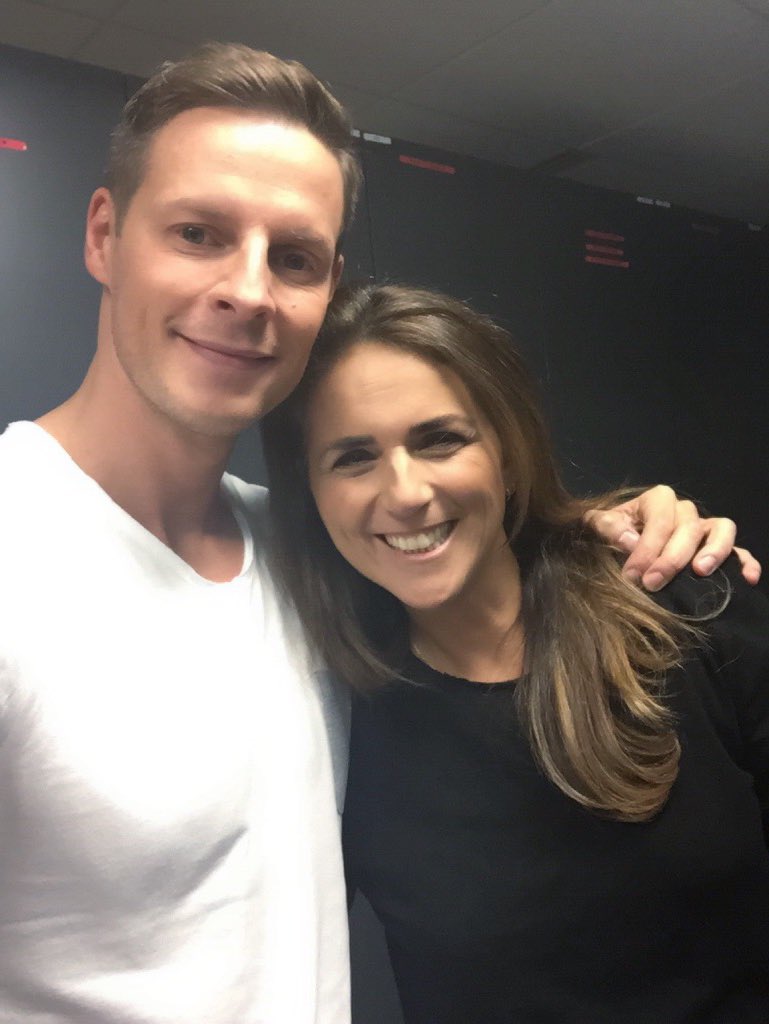 Mdelormeau's tweet photo. On reste sur @D8TV les amis avec @BenaimValerie et toute la bande de #TPMP pour #LGMTPMP !!! Qui va gagner ?😉✌️😘 https://t.co/f80nNcF3z8