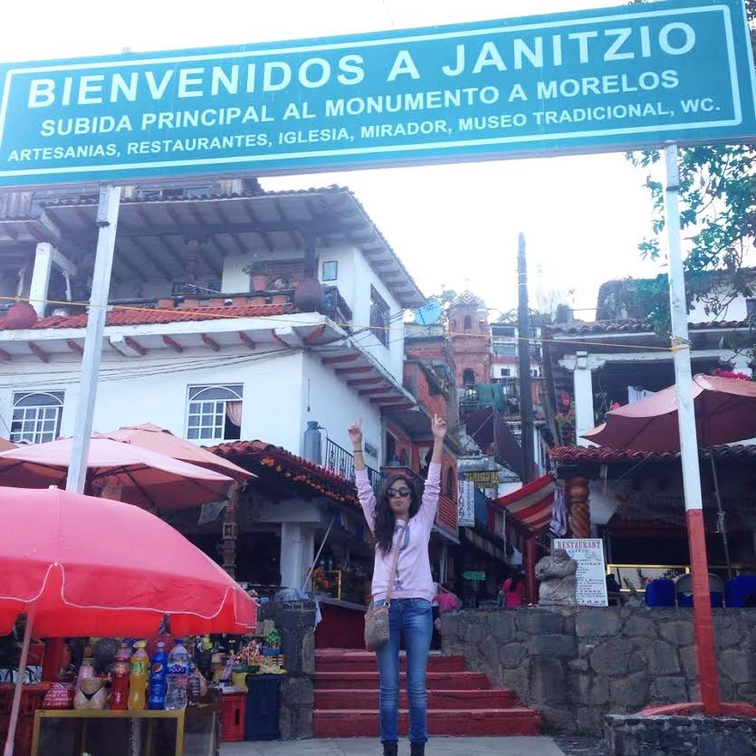 FOVmx's tweet photo. ¿Se imaginan pasar la Noche de muertos en una isla de @turismo_mich ? https://t.co/z4V4ZlxrTh #NuevoPost #FOVmx https://t.co/pNtcyCguAF