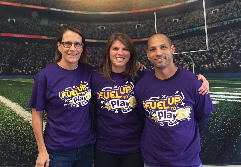 debbeilke's tweet photo. @HiLiners advisors at Fuel Up to Play 60 training camp in Fargo. #FUTP60TrainingCamp https://t.co/EZJ4tPkzh0