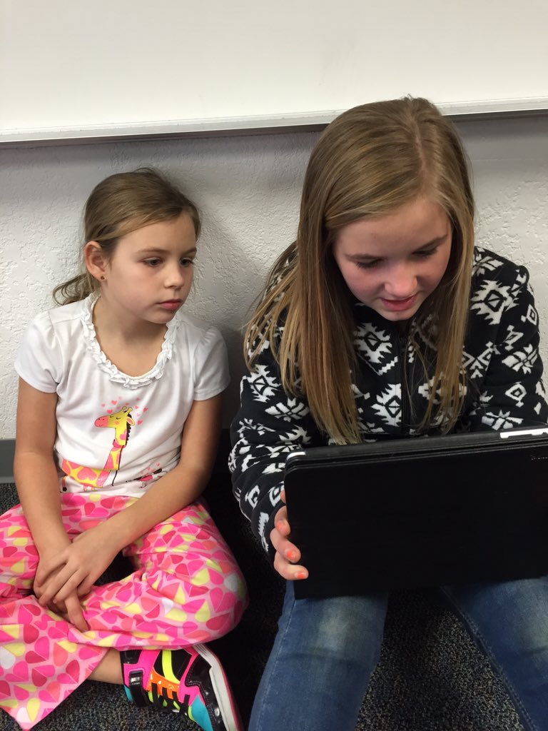 LeitnerChelsea's tweet photo. Reading with second graders! #BHMSDRocks https://t.co/BkBcCAYkV6