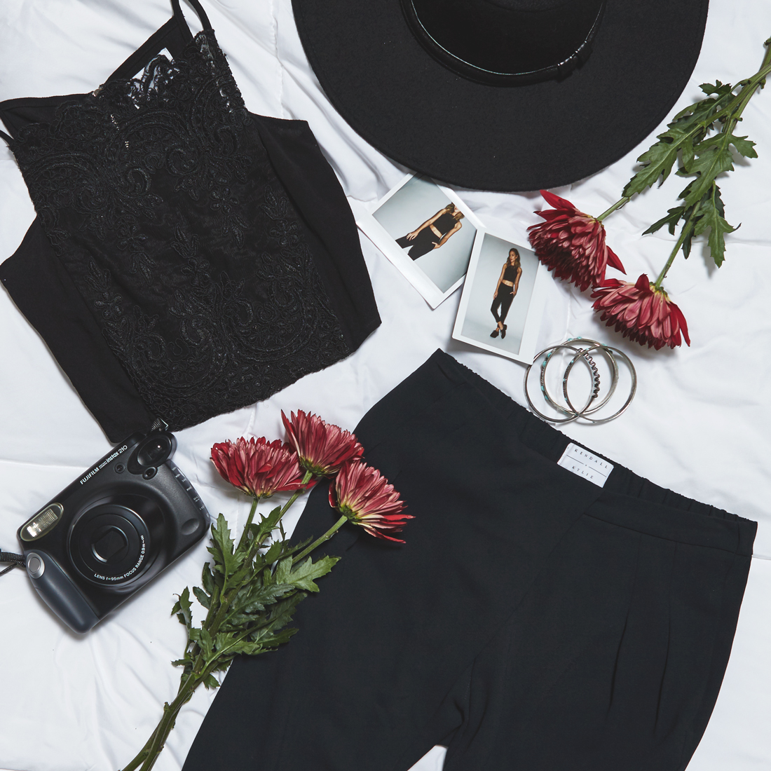 KylieJenner's tweet photo. New @PacSun Holiday Collection with @KendallJenner coming your way on 11/1! #kandk4pacsun https://t.co/JtIYScgLiK