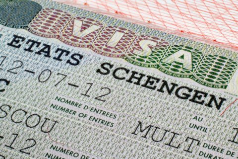 elespectador's tweet photo. Todos los detalles que debe conocer sobre la excepción de la visa Schengen.
https://t.co/yzkqju1Pac https://t.co/jOv6ghu6M6