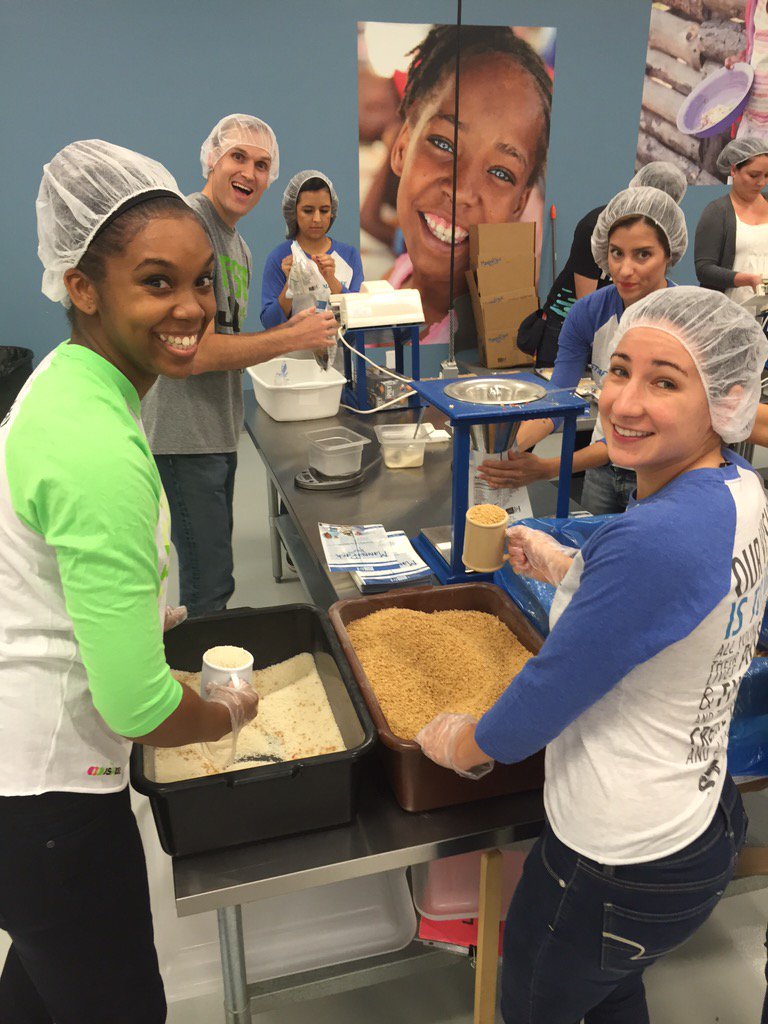 isagenix's tweet image. We will be LIVE on Periscope in 10 minutes from @fmsc_org in Arizona! #GiveBackMoveForward #oneteam