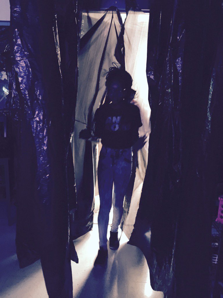 GrahamNatalie8's tweet photo. Entering Graham Manor https://t.co/NgtbEWjT6O