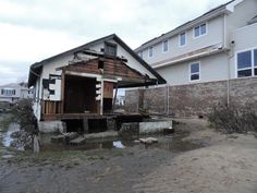 lindyhs90's tweet photo. What #Sandy did to #Lindenhurst three years ago today. Lindy still struggles today. @howboutnow @AdoptAHouse https://t.co/sxCRtzXyAK